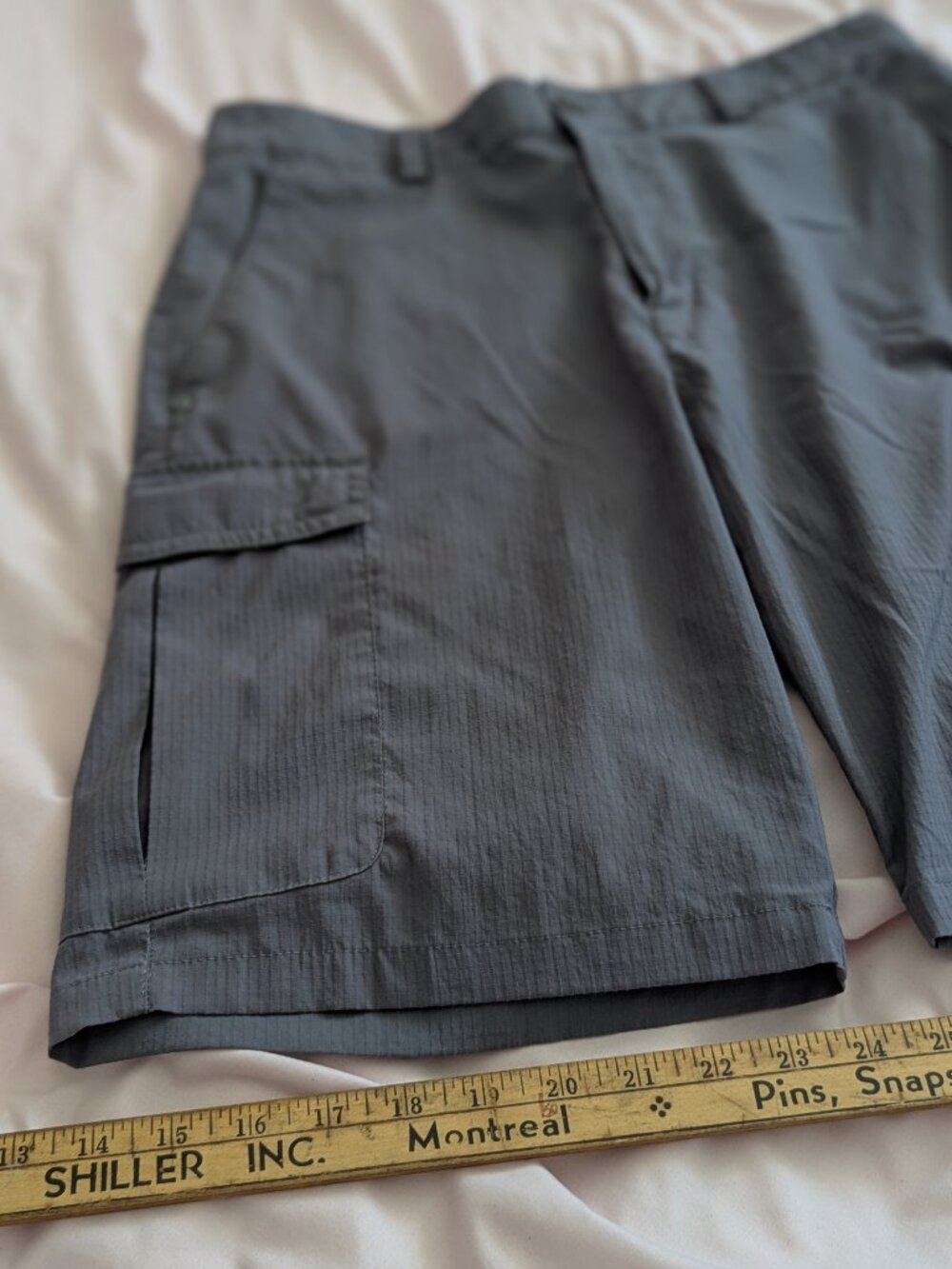 Under Armour Grey Ripstop Cargo Golf Shorts 30 - Picture 2 of 16